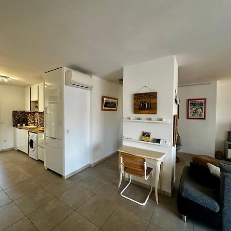 Cassis Village Options Parking And Baby Exterior foto