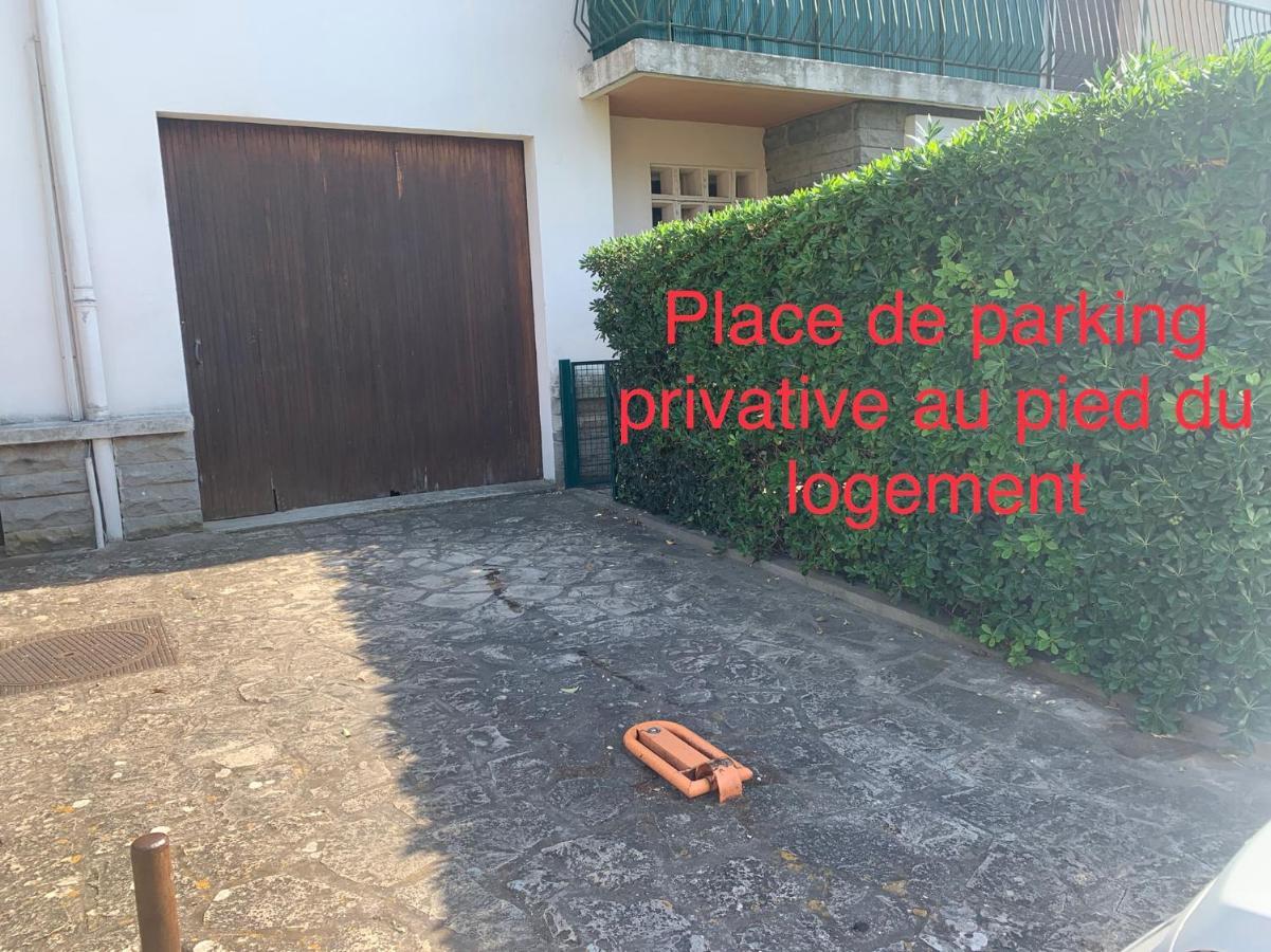 Cassis Village Options Parking And Baby Exterior foto