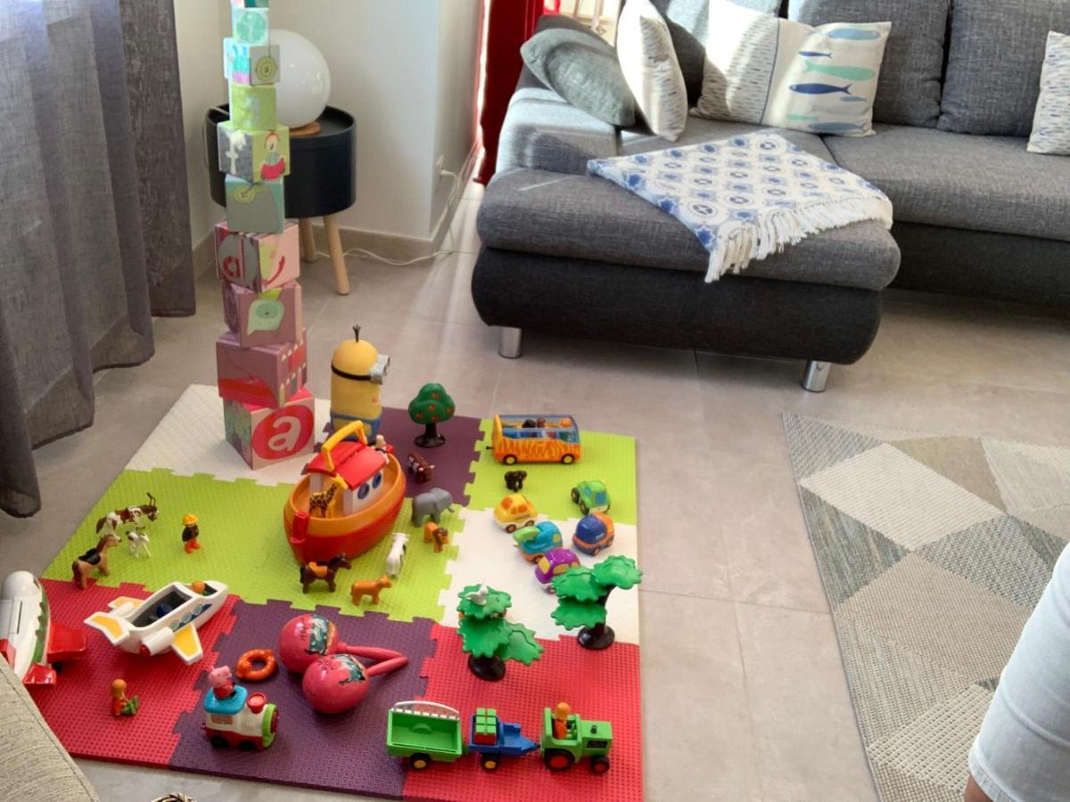 Cassis Village Options Parking And Baby Exterior foto